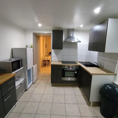 Apartment Avec Cour Fermee Andelot-Blancheville